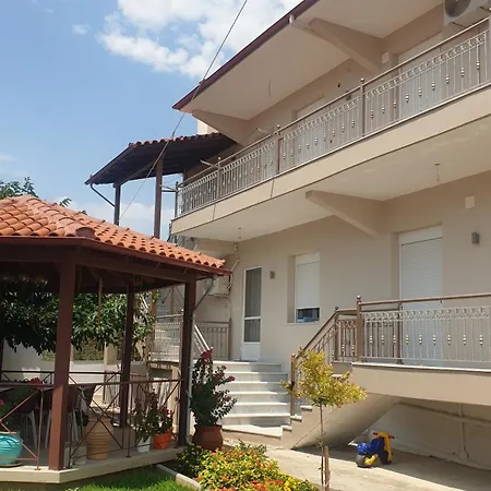 Pavlos House شقة