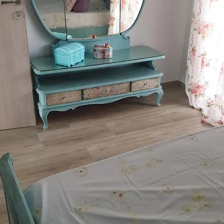 Pavlos House شقة