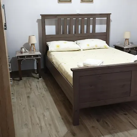 Pavlos House شقة